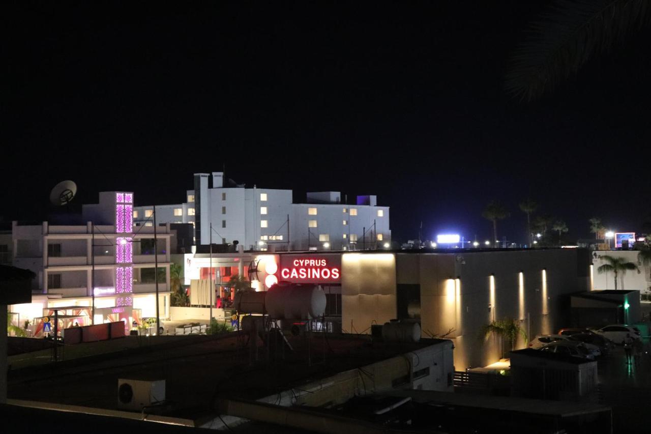 Joy Hotel Apts Ayia Napa Esterno foto